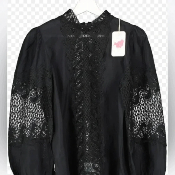 L'ATISTE Tops - L'Atiste By Amy green Lace Inset Blouse size 1x